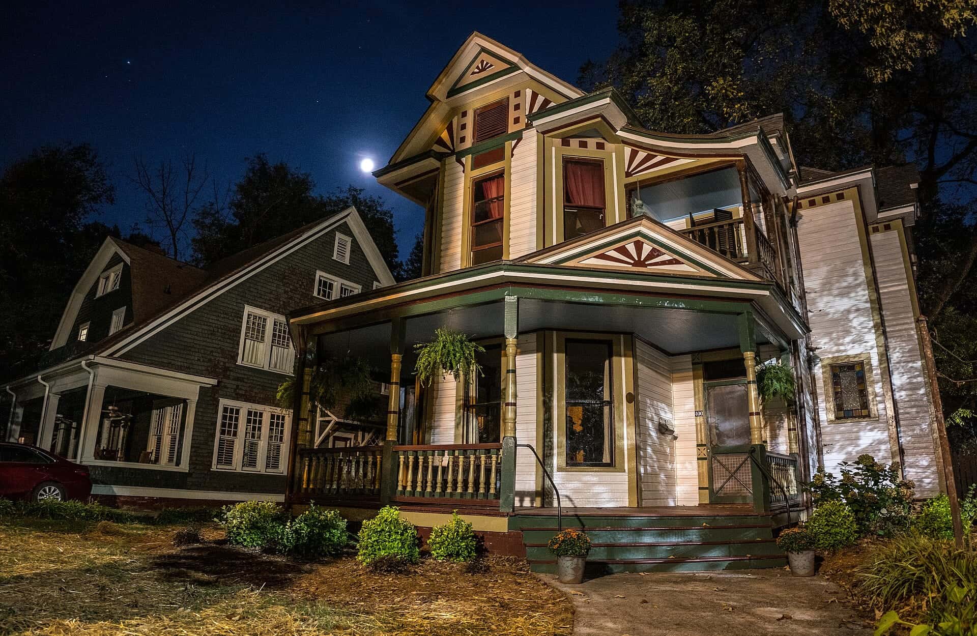 Dilworth Charlotte neighborhood on a plumbing market site
